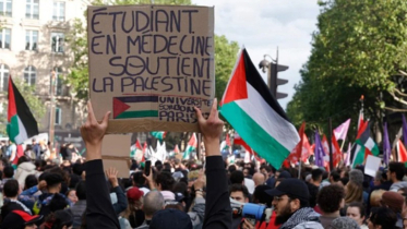 10,000 demonstrate in Paris against Israeli Gaza offensive