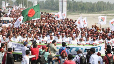 তিস্তা বাঁচানোর পদযাত্রায় জনস্রোত